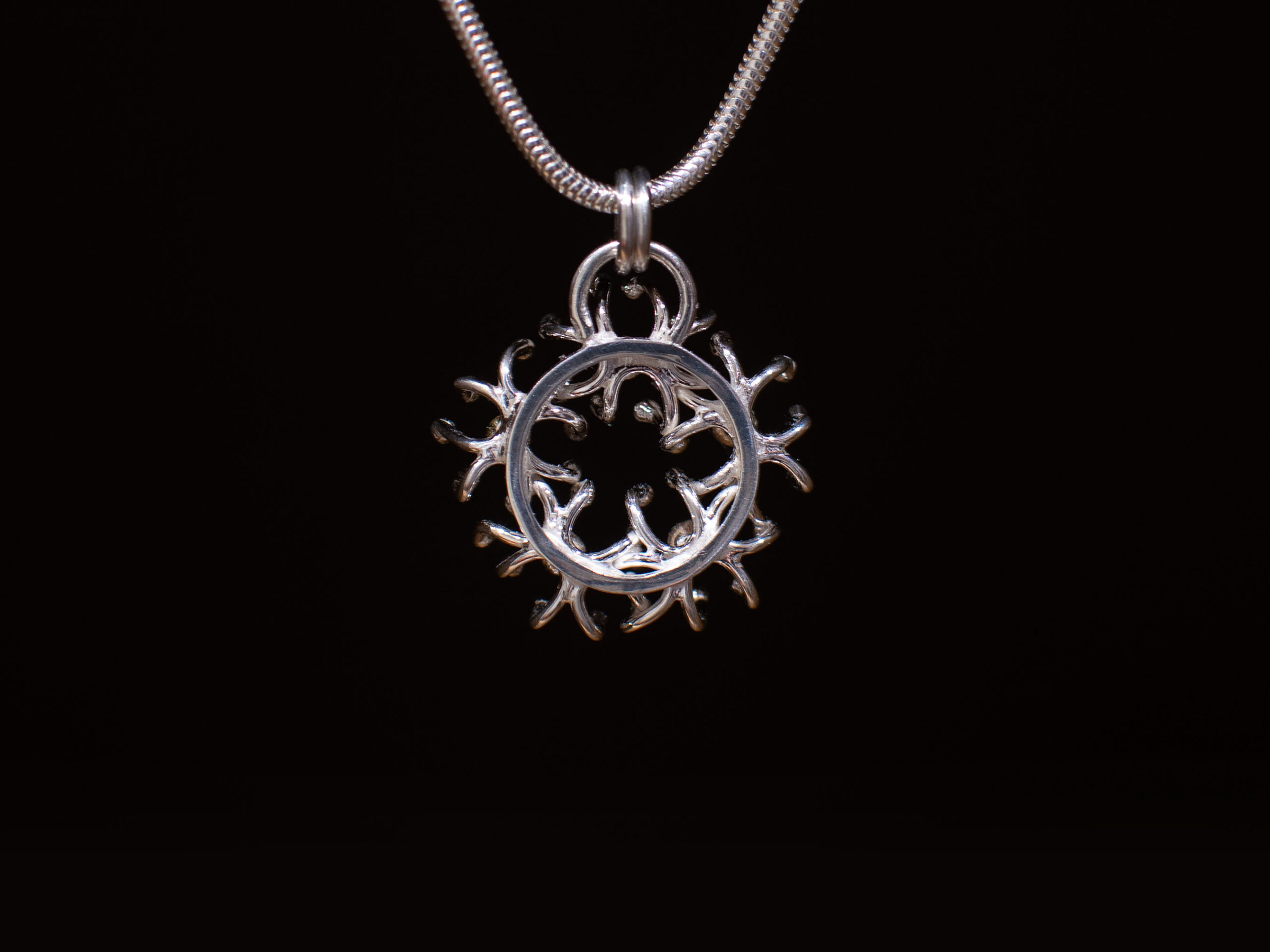 Rear of Sterling Silver and 9ct Gold Anemone Pendant